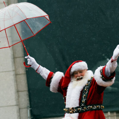 here-comes-santa-claus’s-approval-rating