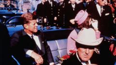 clint-hill:-us-secret-service-agent-during-kennedy-assassination-dies-aged-93