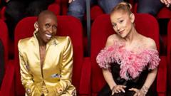 oscars-class-photo:-12-things-we-spotted-from-ariana-grande-to-timothee-chalamet