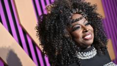 angie-stone,-veteran-r&b-singer-songwriter,-dead-in-car-crash