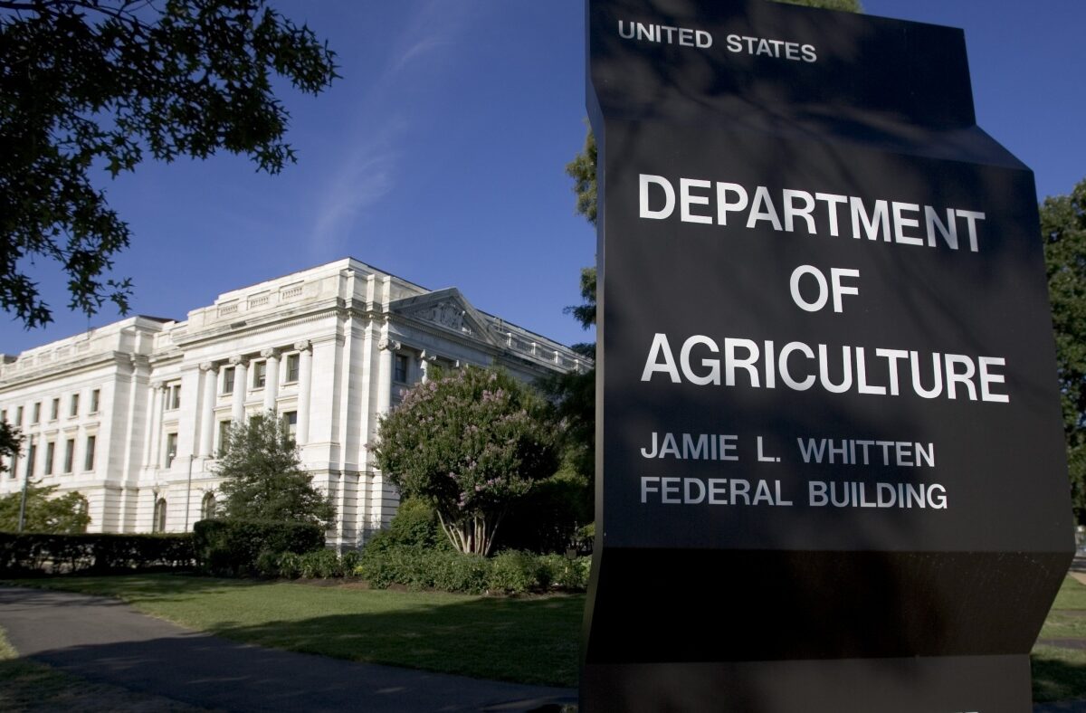 nearly-6,000-usda-workers-fired-by-trump-ordered-back-to-work-for-now