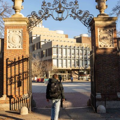 universities-across-the-us.-freeze-hiring-as-federal-funding-hangs-in-the-balance