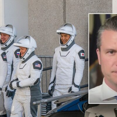 spacex-launch-scrubbed-hours-after-hegseth-shares-message-to-rescue-mission-crew:-‘wish-you-godspeed’