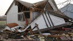 us-tornadoes:-at-least-34-dead-as-storms-tear-through-southern-us